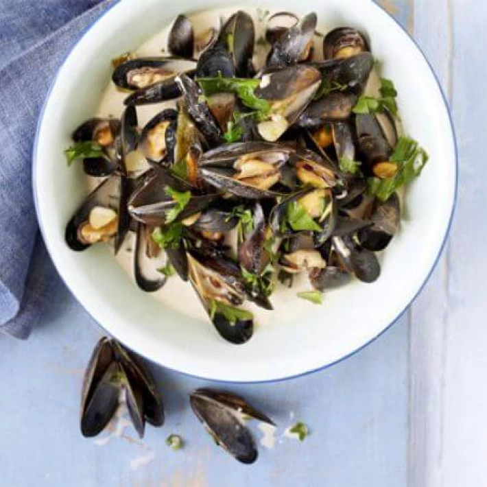 Cider Cream Steamed Mussels
