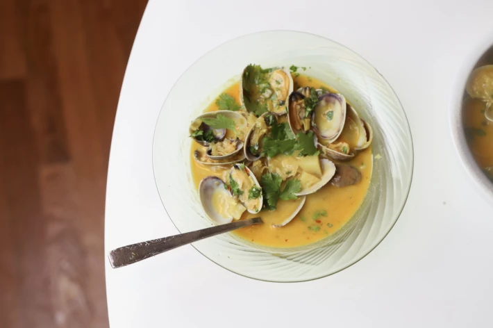 Coconut Clam Curry Chowder
