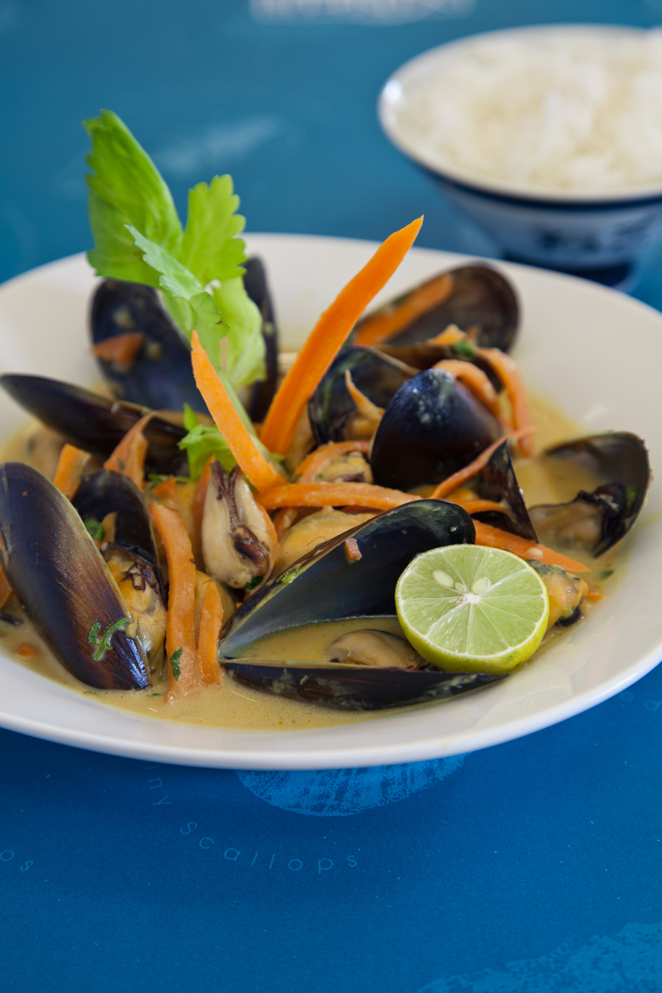 Chef Xinh Dwelley&amp;#39;s Mussels in Curry Sauce | Taylor Shellfish Farms ...